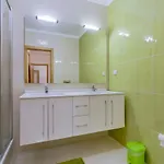Novo - Modern -