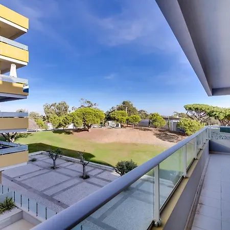 Novo - Modern - Quarteira קוואקוס