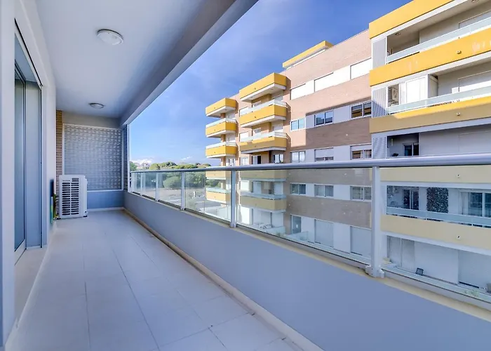Novo - Modern - Apartment