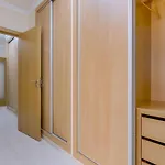 Novo - Modern - *